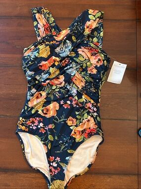 Garnet Hill Navy Floral women’s One-Piece Swimsuit Ruched Crossover Size 10